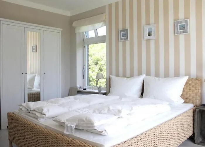 Mit Stellplatz Mitten Im Gruenen By Interhome